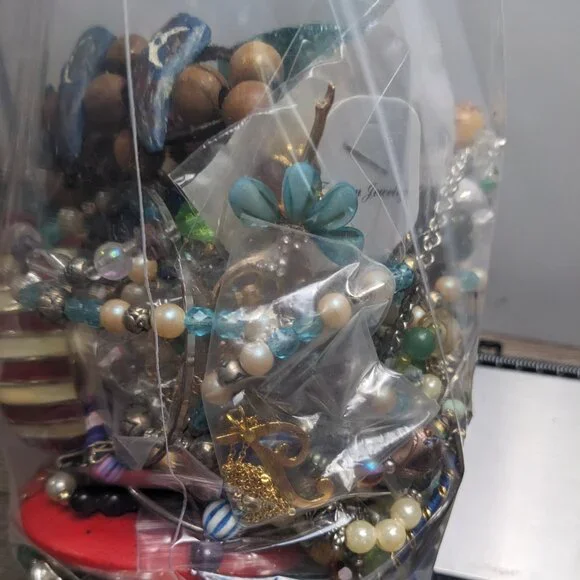 Jewelry Lot 4+ lbs 1122 Wearable Sellable Mystery Lot Free Shipping - Picture 2 of 7